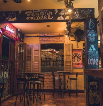 FECHADO PARA REFORMAR ATÉ O DIA 28 DE MAIO